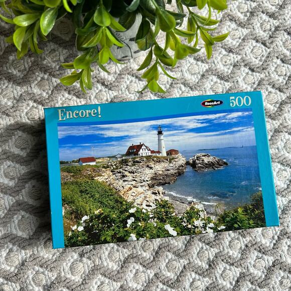 NEW Colorful Roseart Encore White Roses at Portland Head ME 500 Piece Puzzle - Picture 2 of 8